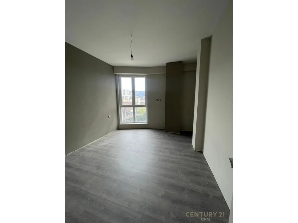 Tirane, shitet apartament 3+1+Aneks Kati 4, 136 m² 474.000 € 