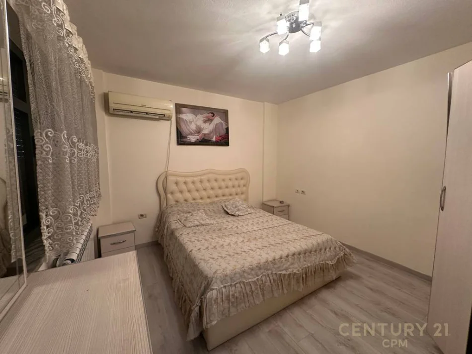 Tirane, jepet me qera apartament 2+1 Kati 2, 84 m² 500 € (Kompleksi Malajzian)
