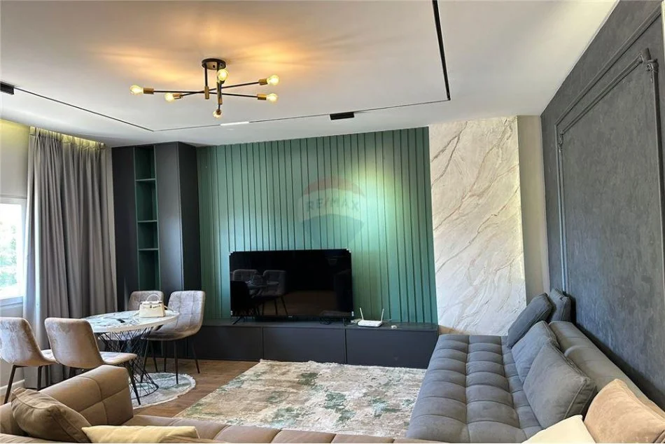 Tirane, shitet apartament Kati 1, 79 m² 149,000 € 