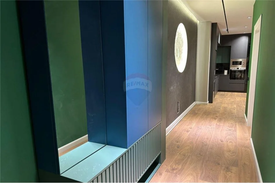 Tirane, shitet apartament Kati 1, 79 m² 149,000 € 