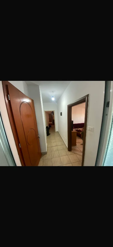 jepet me qera apartament 1+1+Ballkon Kati 6, 350 € (Bulevardi nene terezA)