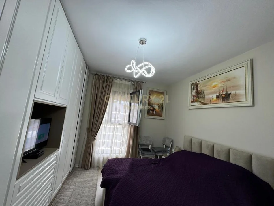 Tirane, shitet apartament 1+1 Kati 7, 70 m² 135.000 € 