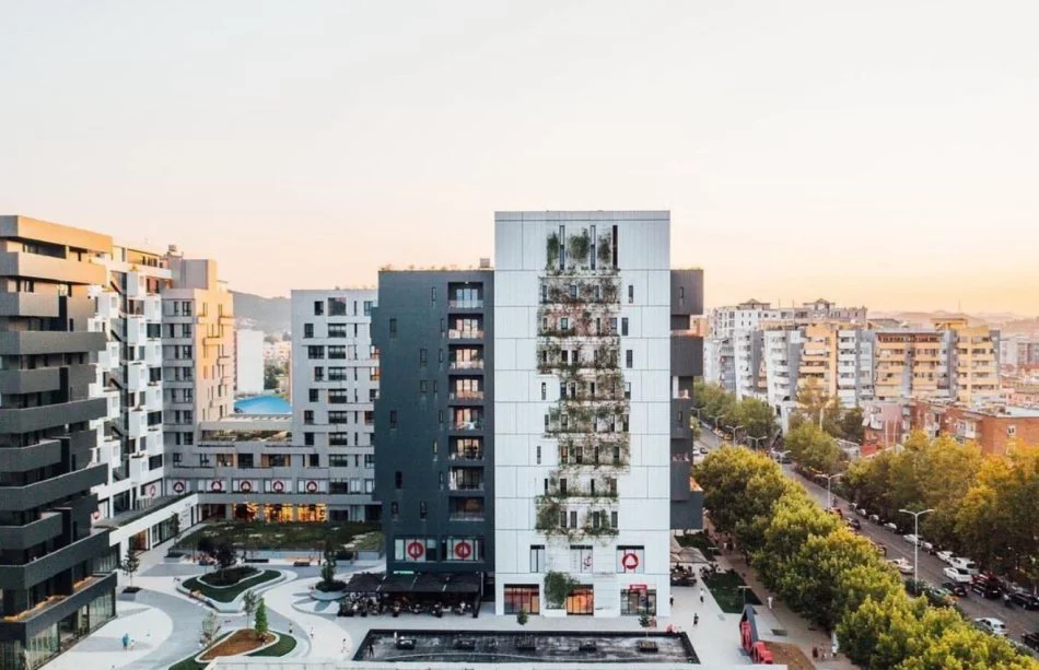 Tirane, shes apartament 1+1+Ballkon , 70 m² 195.000 € (Square 21, Rr e Kavajes, Tirane)