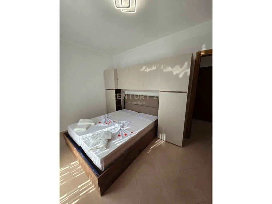 Durres, jepet me qera apartament 2+1+Ballkon Kati 8, 115 m² 650 € (5 Maji)