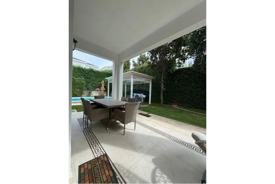 Tirane, shitet Vile 2 Katshe Kati 0, 340 m² 2.100.000 € (Tegu rolling hills)