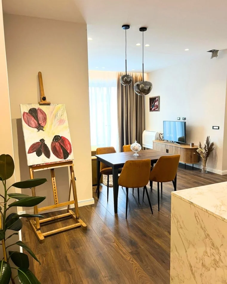 Tirane, jepet me qera apartament 2+1 , 95 m² 1.100 € (Komuna e Parisit)