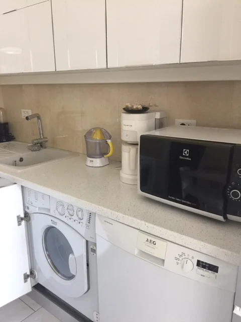 Tirane, jepet me qera apartament 1+1+A+BLK Kati 7, 67 m² 690 Euro /muaj  (rruga e Bogdaneve)