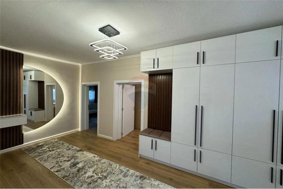 Tirane, jepet me qera apartament Kati 1, 132 m² 400 € 