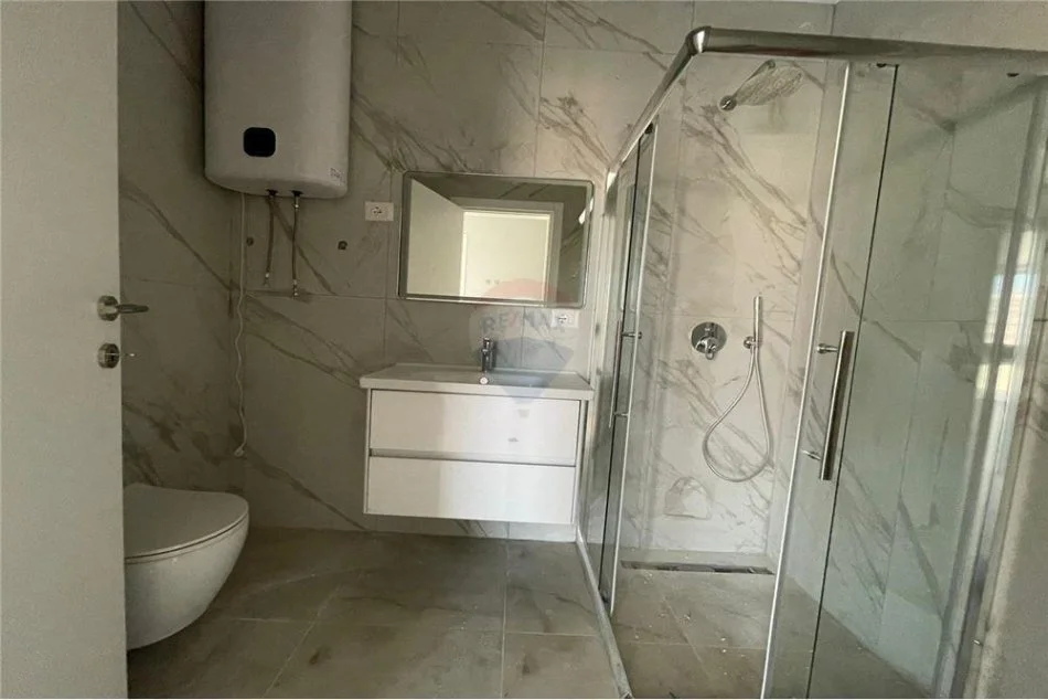 Tirane, jepet me qera apartament Kati 1, 124 m² 1,500 € 