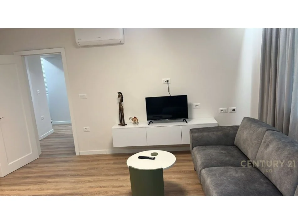 Tirane, jepet me qera apartament 2+1 Kati 0, 95 m² 1.000 € 