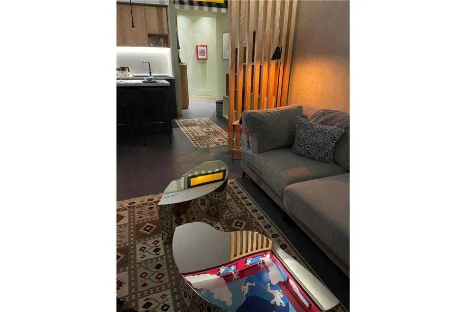 Tirane, jepet me qera apartament 1+1 , 74 m² 900 € (Rruga e Kavajes-Kompleksi Delijorgji)