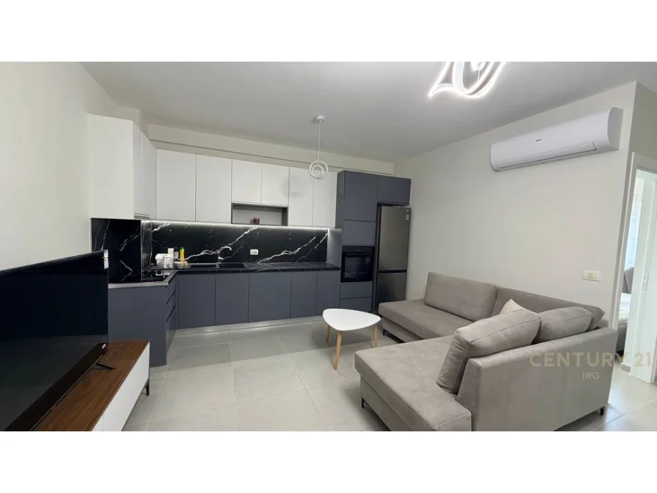Tirane, jepet me qera apartament 2+1 Kati 3, 75 m² 900 € (Rruga e Durresit)