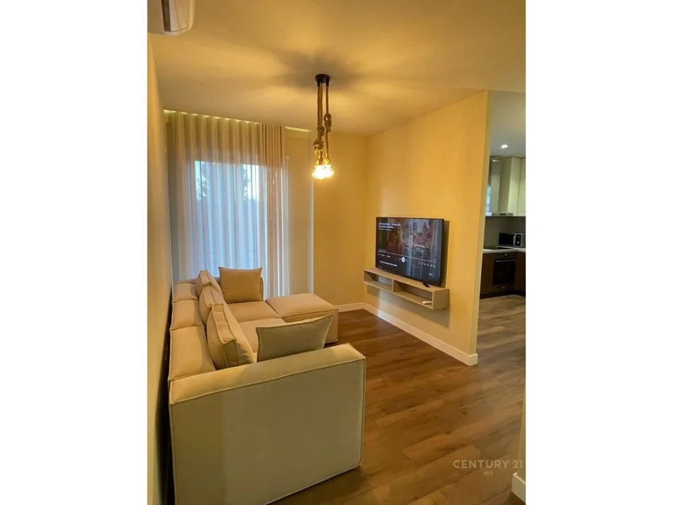 Tirane, jepet me qera apartament 2+1 Kati 2, 76 m² 700 € (Selite)