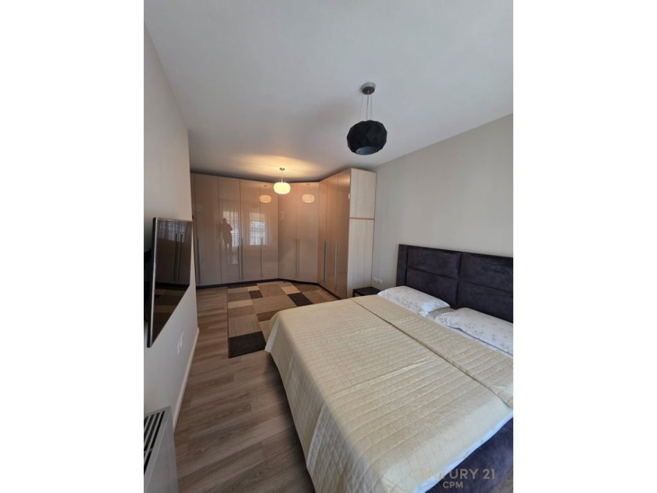 Tirane, jepet me qera apartament 2+1+Aneks+Ballkon Kati 6, 141 m² 1.200 € (Rruga Tefta Tashko-Koco)