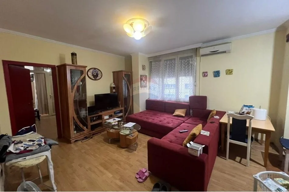Tirane, shitet apartament 1+1 , 68 m² 170.000 € (Stadiumi Qemal Stafa - Gjuhët e Huaja,)