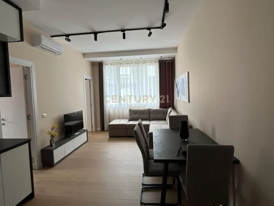 Tirane, shitet apartament 2+1 , 88 m² 143.000 € 