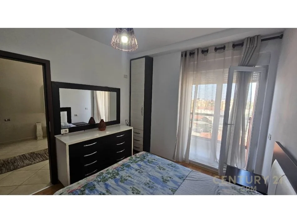 Tirane, jepet me qera apartament 1+1 Kati 7, 60 m² 550 € (Kompleksi Magnet)