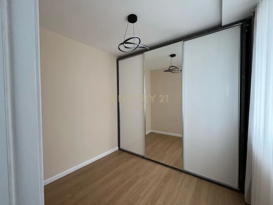 Tirane, shitet apartament 2+1 , 88 m² 143.000 € 