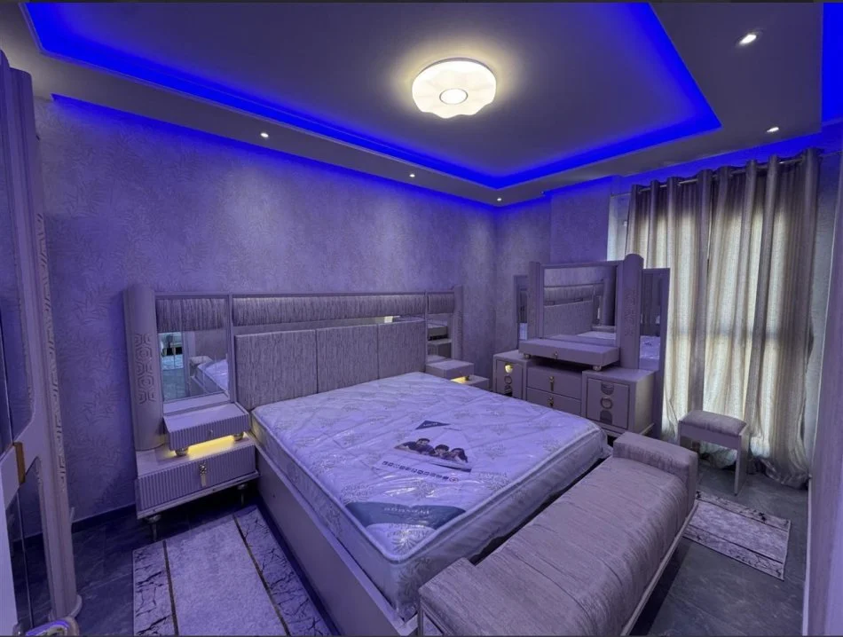 Tirane, jepet me qera 1+1 Kati 3, 70 m² 500 € 