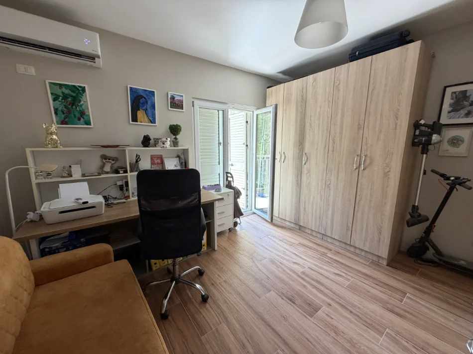 Durres, shitet apartament 2+1 , 91 m² 180.000 € (Vollga)