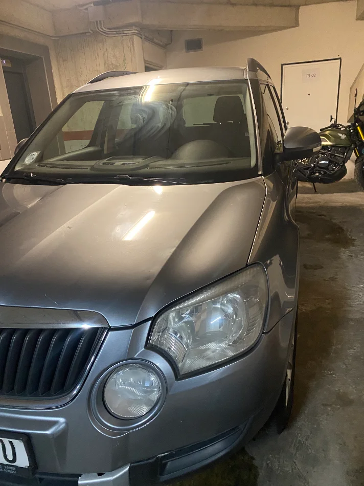 Tirane, shitet makine Skoda Benzin, gri e erret manuale Kondicioner 185.000 km 3.800 €