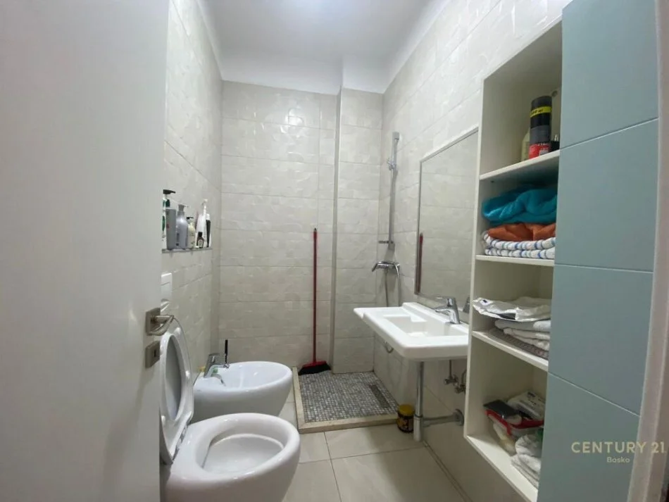 Tirane, shitet apartament 2+1 , 117 m² 207.000 € 