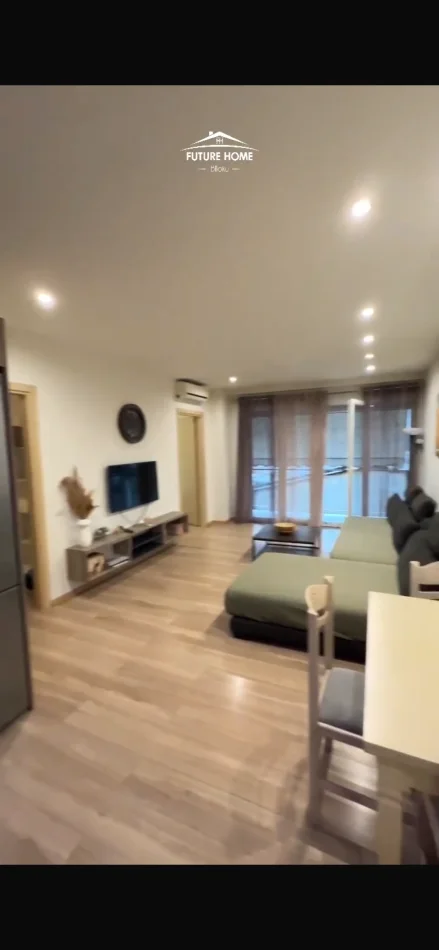 Tirane, jepet me qera apartament 2+1 Kati 4, 116 m² 800 € (Zogu i Zi)
