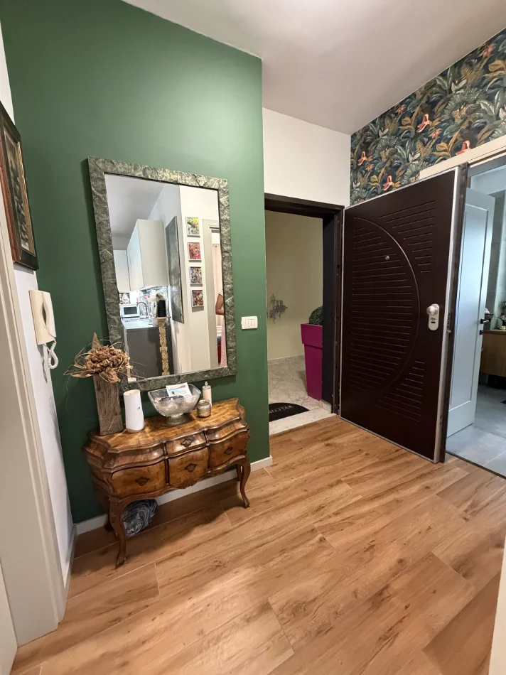 Durres, shitet apartament 2+1 , 91 m² 180.000 € (Vollga)