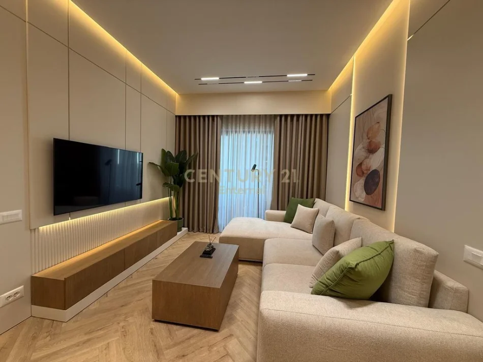 Tirane, jepet me qera apartament 2+1 Kati 9, 113 m² 1.800 € (Garden Building)