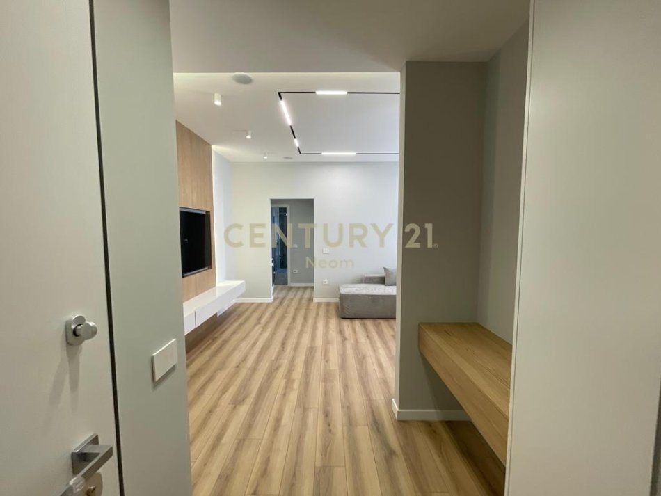 Tirane, jepet me qera apartament 1+1+Aneks+Ballkon Kati 3, 77 m² 1.250 € (Green Valley)