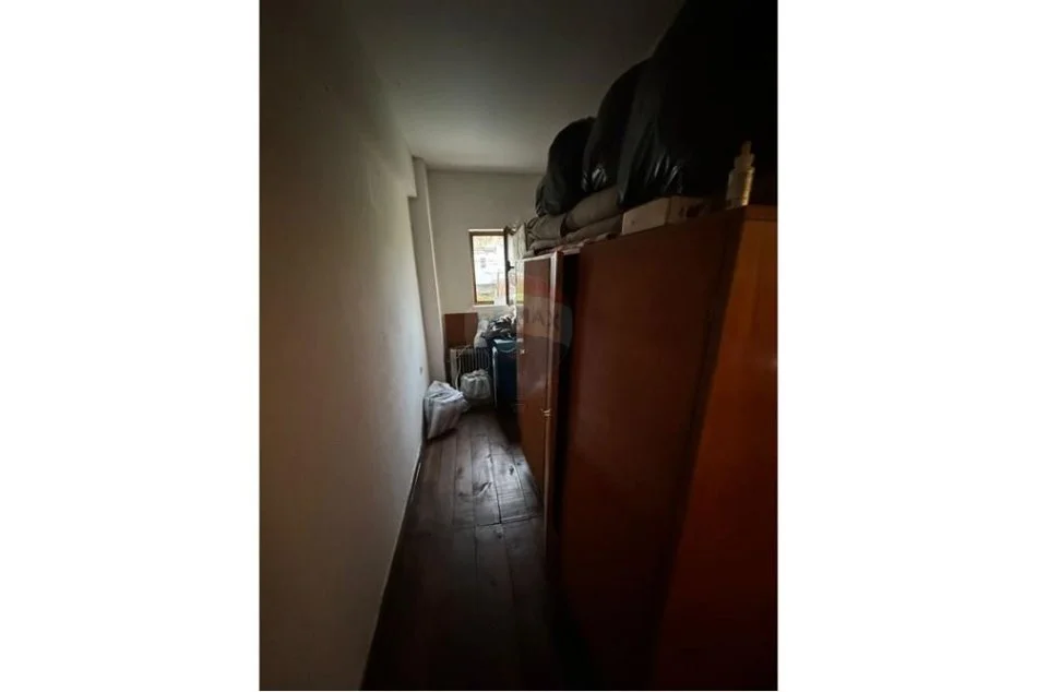 Tirane, shitet apartament duplex 2+1+Aneks+Ballkon , 118 m² 140.000 € (Kombinat)