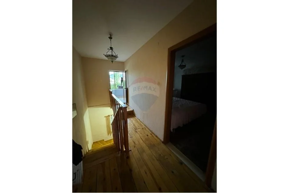 Tirane, shitet apartament duplex 2+1+Aneks+Ballkon , 118 m² 140.000 € (Kombinat)