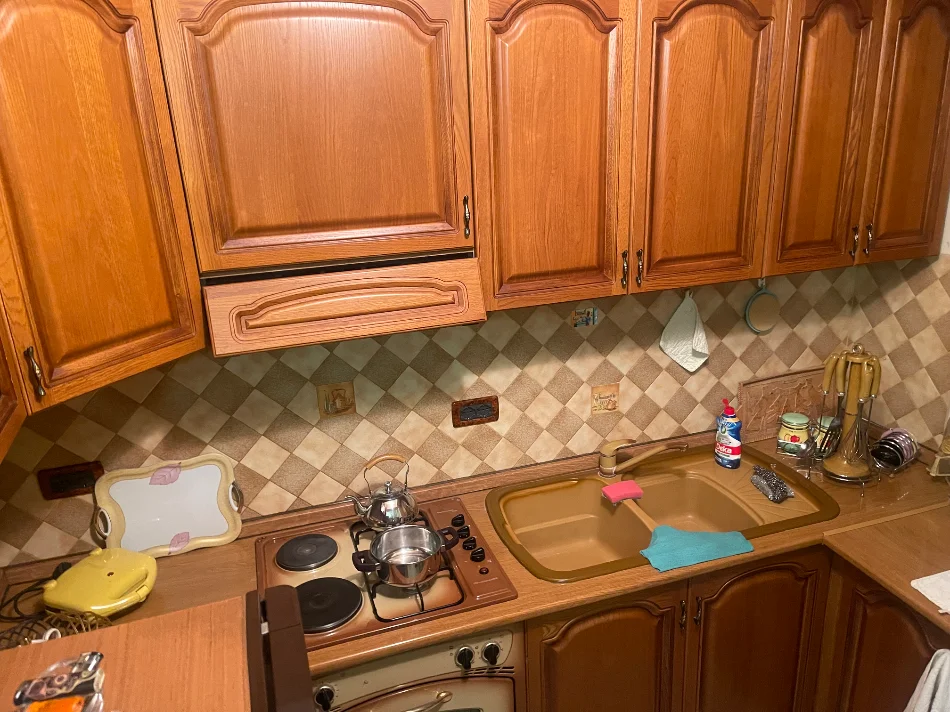 Elbasan, shitet apartament 2+1+Ballkon Kati 4, 68 m² 62.000 € (Rruga 25 Nentori)