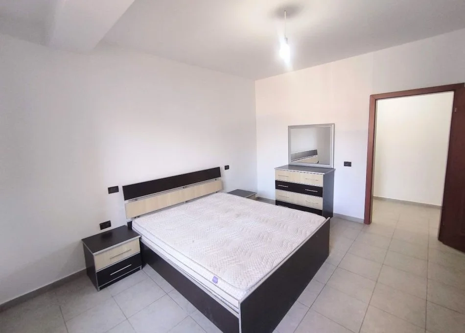 Tirane, shitet apartament 2+1 Kati 5, 80 m² 95.000 € (Rruga Muhamed Deliu)