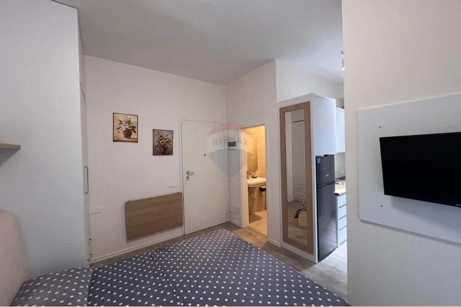 Tirane, shitet garsonier Kati 1, 32 m² 74.000 € (Kompleksi Mangalem - Ali Demi,)