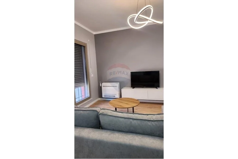 Tirane, jepet me qera apartament 1+1 Kati 3, 75 m² 700 € (Kompleksi Delijorgji)