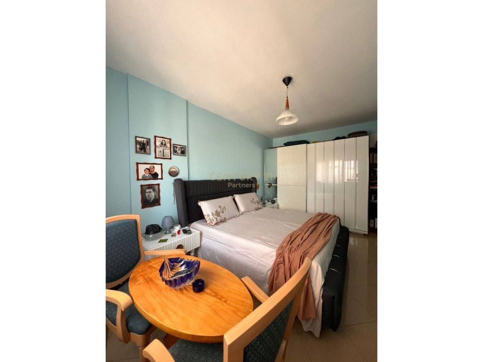 Tirane, shitet apartament 1+1+Ballkon Kati 7, 70 m² 215.000 € 
