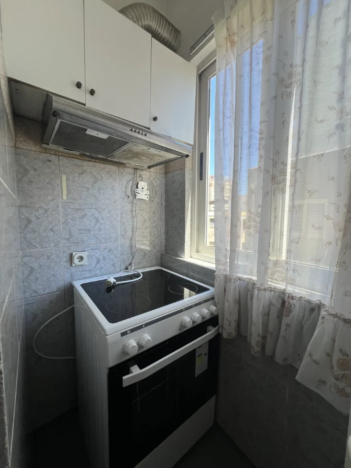 Durres, jepet me qera apartament 2+1 Kati 3, 68 m² 600 €