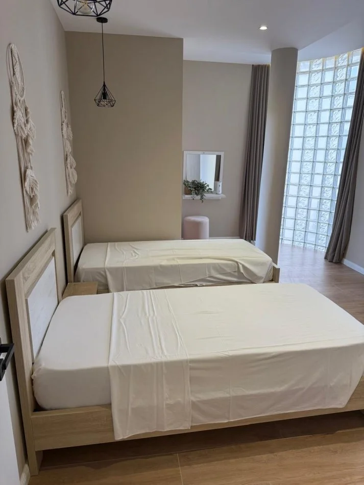 Vlore, shitet 2+1 Kati 3, 135.000 € (Pranë Shkollës Industriale)