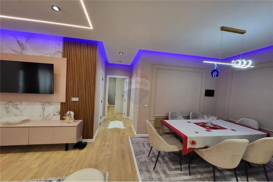 Tirane, jepet me qera apartament Kati 1, 116 m² 1.000 € 