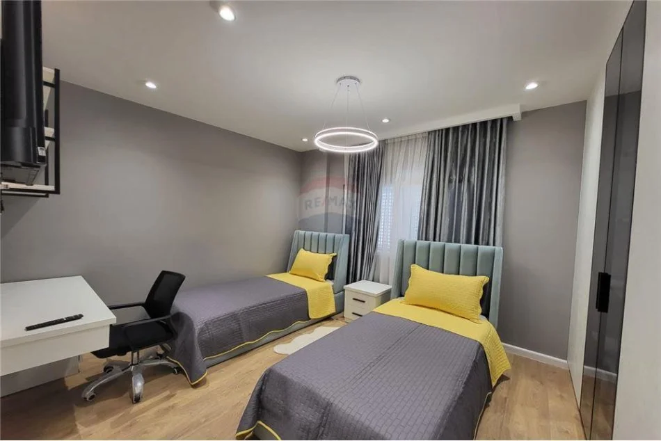 Tirane, jepet me qera apartament Kati 1, 116 m² 1.000 € 