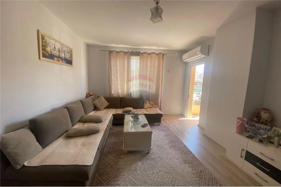 Tirane, shitet apartament Kati 1, 76 m² 106.600 € 