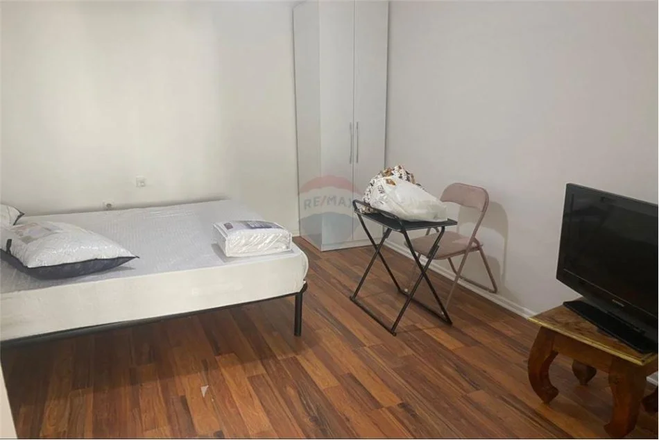 Tirane, shitet apartament Kati 4, 45 m² 130.000 € 
