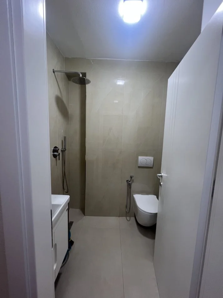 Tirane, jepet me qera nga Pronari, pa-komision zyre Kati 0, 50 m² 600 € 