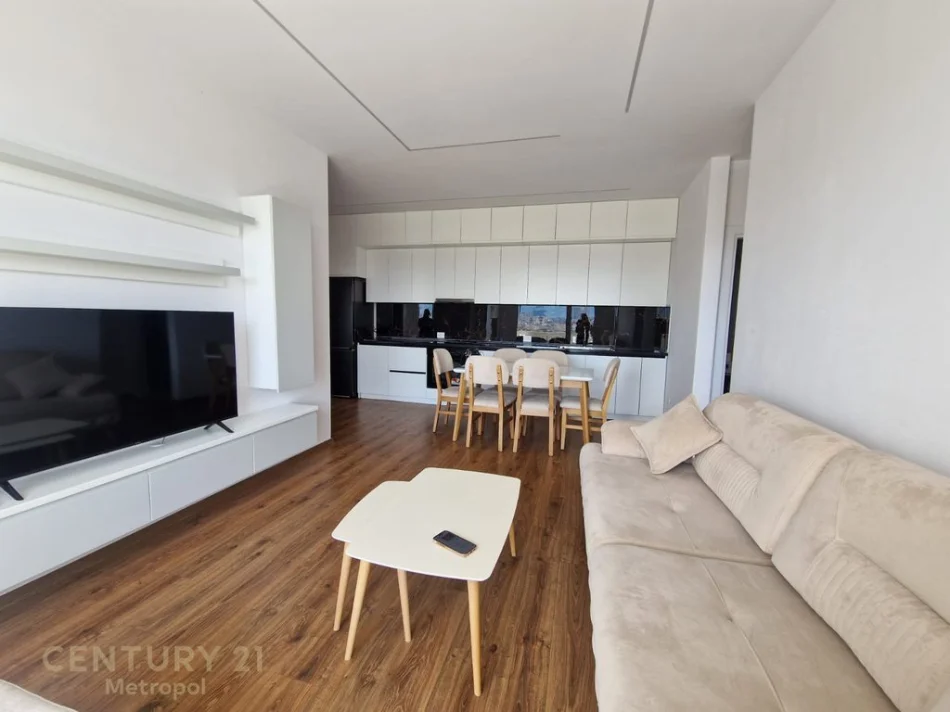 Tirane, shitet apartament 2+1+Ballkon Kati 7, 102 m² 