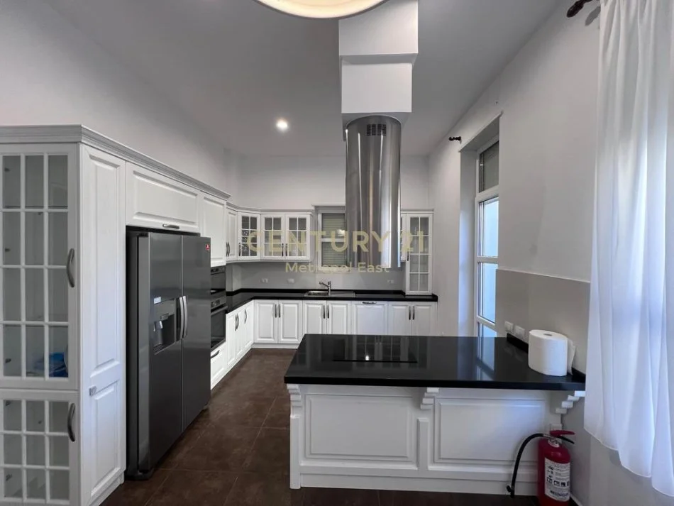 Tirane, jepet me qera Vile 3 Katshe Kati 3, 628 m² 4.300 € (Rolling Hills 1)