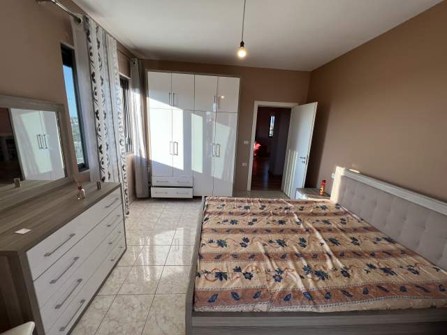 Tirane, jepet me qera apartament Kati 5, 110 m² 350 Euro