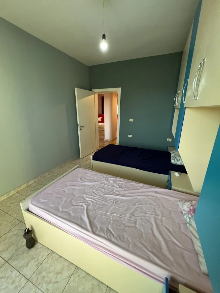 Tirane, jepet me qera apartament duplex 2+1 Kati 6, 110 m² 400 € (Perballe gjykates administrative ne Don Bosko)