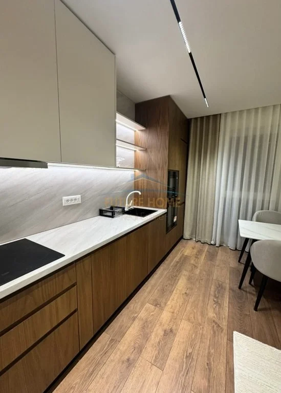 Tirane, jepet me qera apartament 2+1 Kati 4, 79 m² 850 € 