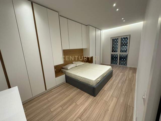 Tirane, jepet me qera apartament 1+1+A+BLK Kati 4, 66 m² 600 Euro (5 maji)